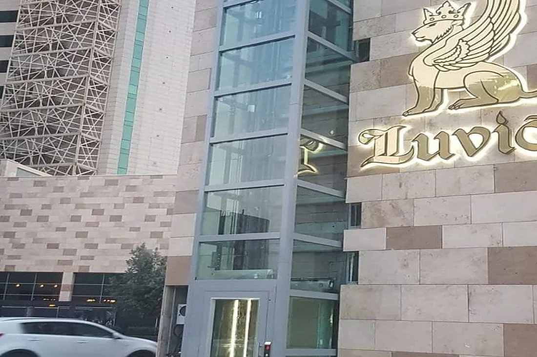 Bina Dışından Asansör Maliyeti of an Outdoor Elevator